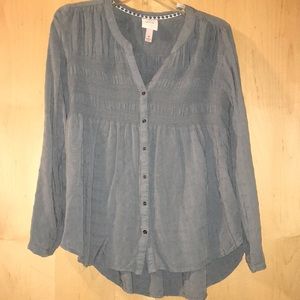 Knox Rose - light blue top